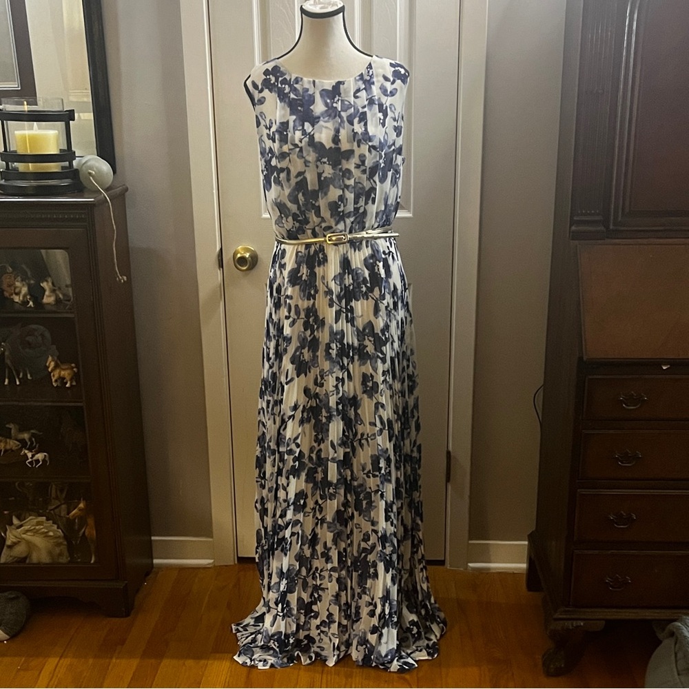 Eliza J Chiffon Pleated Floral Maxi Dress Size 14